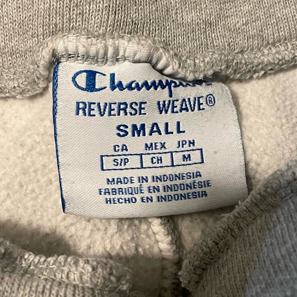 Champion Reverse Weave Small Gray Women Booty Sport Shorts Surf Run Gym - Picture 5 of 9